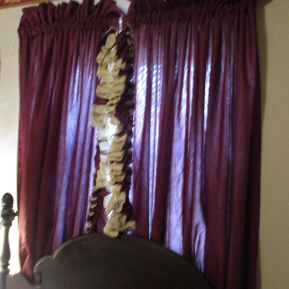 Hand-made Dorothy's Double Ruffled Curtains - Picture 1 of 3